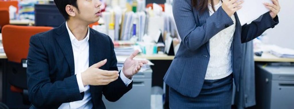 ヘルプデスク経験は社内SE・情シスに活かせる？仕事内容とスキルの広げ方